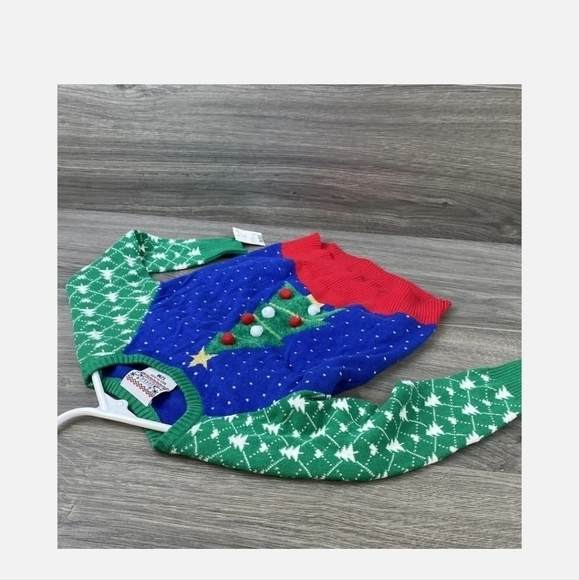 NWT Well Worn Holiday Sweater Ugly Christmas Tree Pom Poms Unisex 12M Infant New - Picture 6 of 6